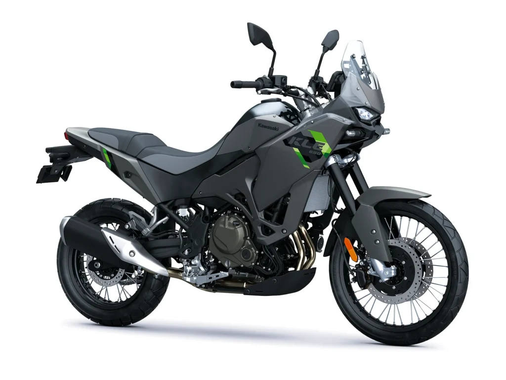 Kawasaki KLE650 2027 základná verzia v matnej šedej, bokom