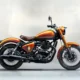 Royal Enfield Classic 650 125th Anniversary Edition z boku, medený lak a hnedé sedlo