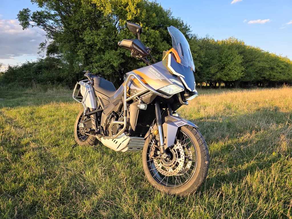 Zontes 703 F cestovné enduro s trojvalcovým motorom